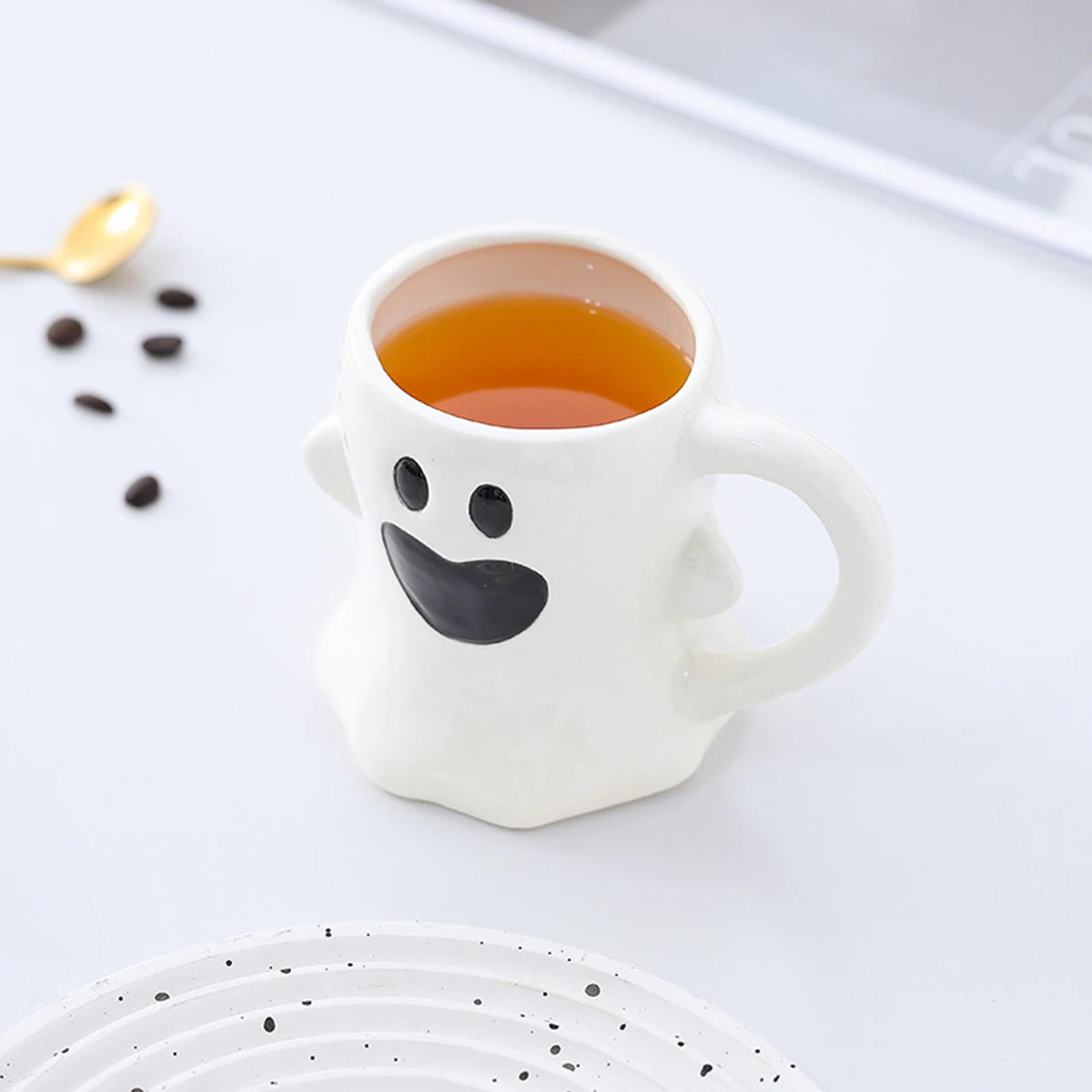 Cute Ghost Halloween Mug – Ceramic Spooky Coffee Cup with Handle