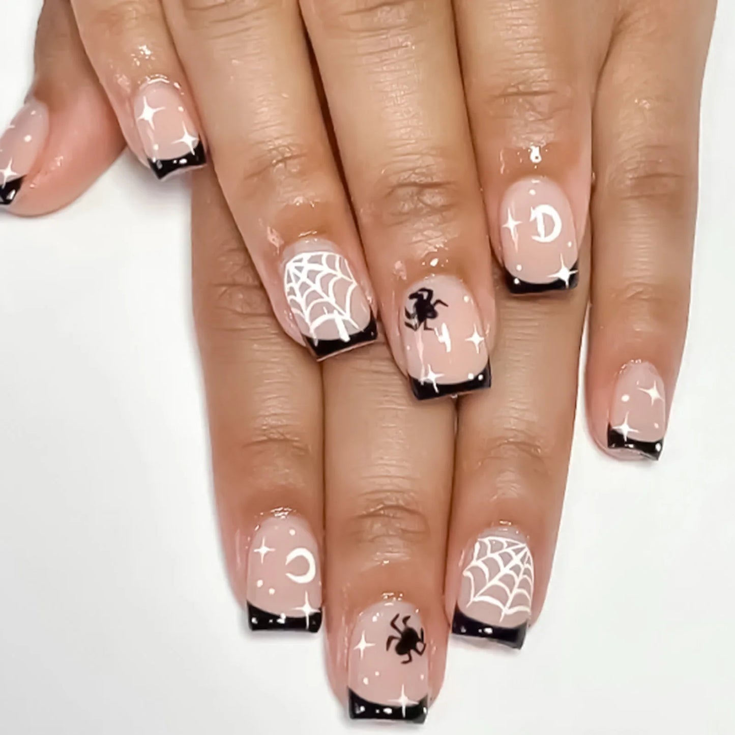 Spooky Chic Press-On Nails-24pcs Nude Pink Halloween Nails